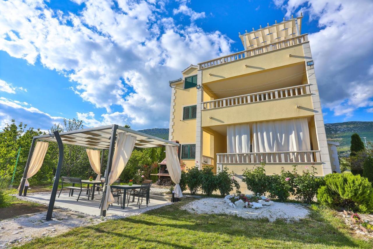 Apartments Maris Kastela Exterior photo